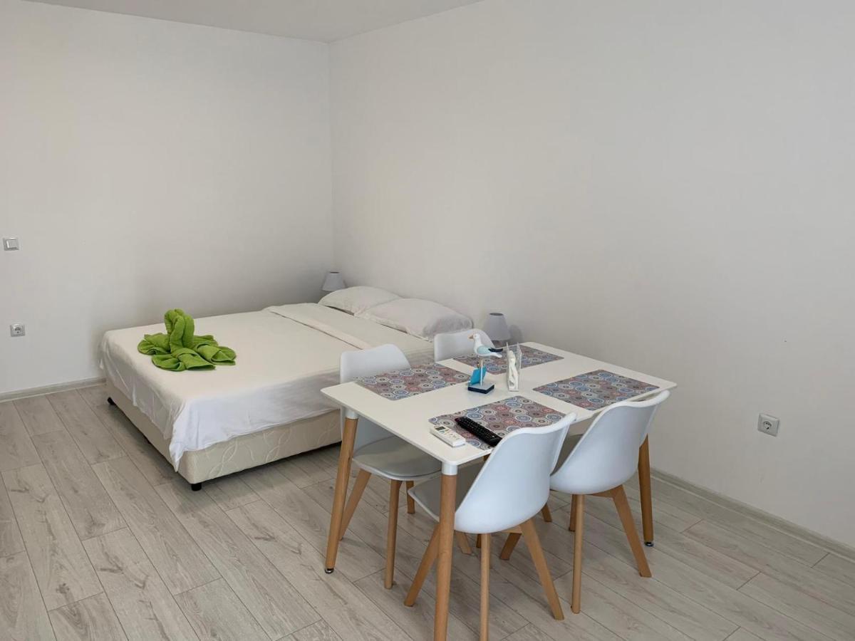 Summer Apartments Kabakum Golden Sands Eksteriør billede