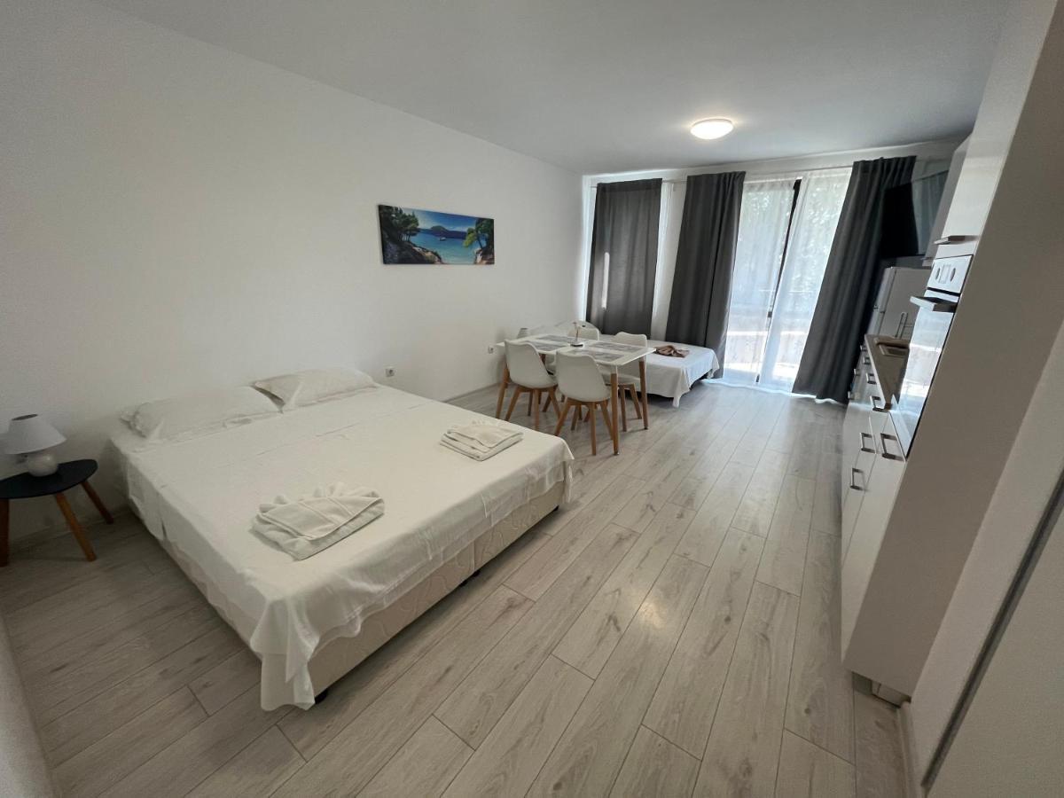 Summer Apartments Kabakum Golden Sands Eksteriør billede